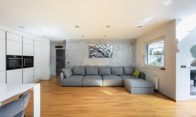 Недвижимость Квартира в Зеленой Яме: 6