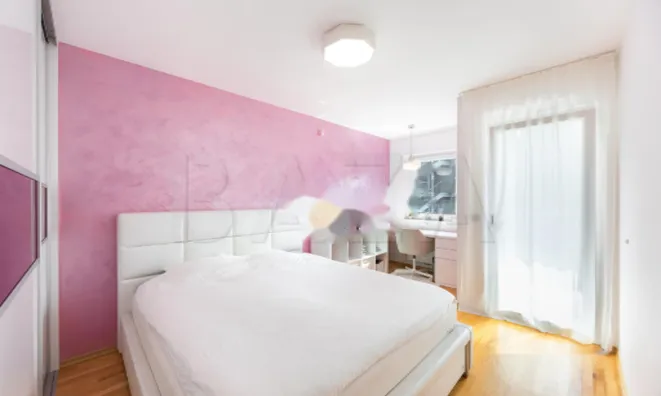 Недвижимость Квартира в Зеленой Яме: 9