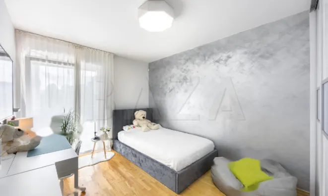 Недвижимость Квартира в Зеленой Яме: 11