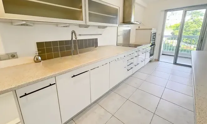 Недвижимость Villa Croix des Gardes: 7