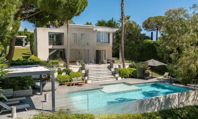 Недвижимость Property Cannes: 1
