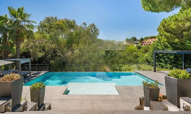 Недвижимость Property Cannes: 2