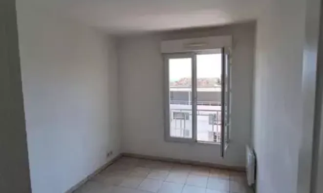 Недвижимость Property: Villa
Location: Cannes, La Bocca

Villa La Bocca: 6