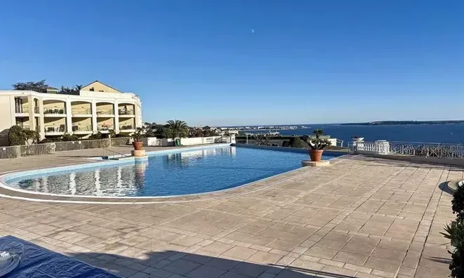 Недвижимость Villa Cannes Croix des Gardes: 1