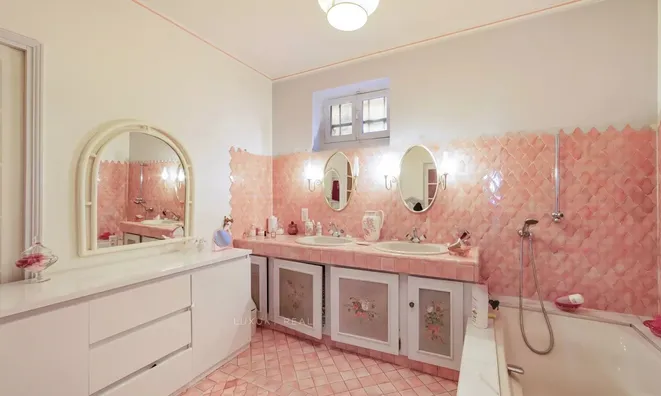 Недвижимость Villa Croix des Gardes: 9