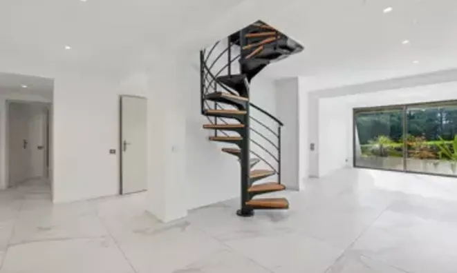 Недвижимость Villa Croix des Gardes: 8