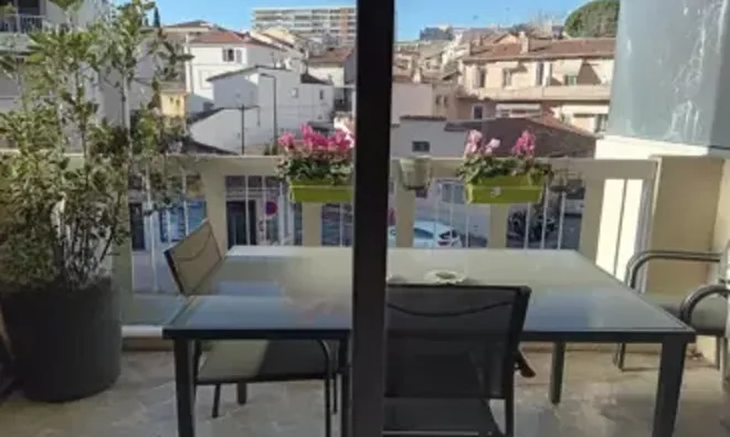 Недвижимость Villa République Cannes: 2