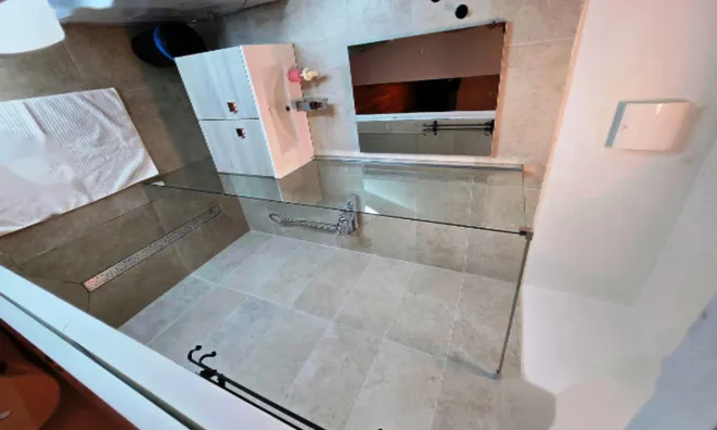 Недвижимость Четырёхкомнатная квартира в центре Копера: 11