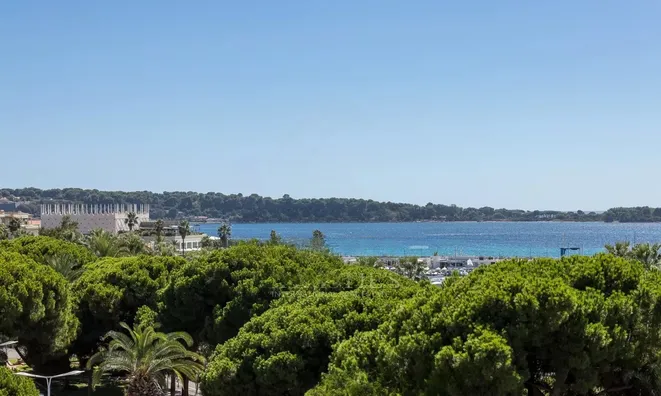 Недвижимость Villa Pointe Croisette: 4