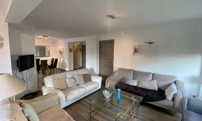 Недвижимость Villa Petit Juas: 3