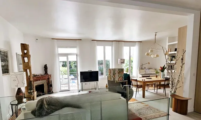 Недвижимость Villa Croix des Gardes: 2