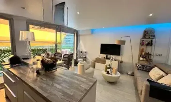 Недвижимость Villa Cannes Carnot: 2