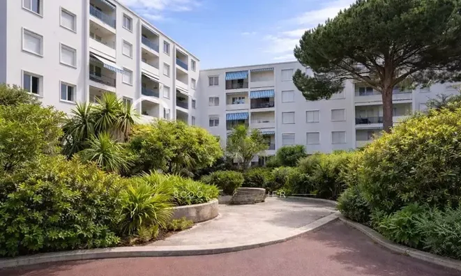Недвижимость Villa Croix des Gardes: 1
