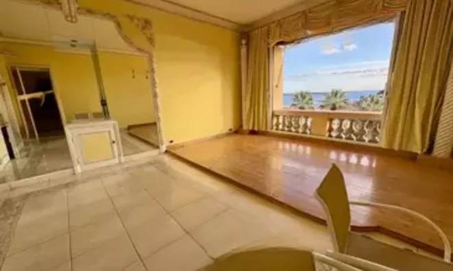 Недвижимость Villa Petit Juas: 2