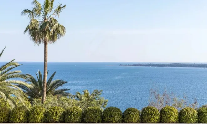 Недвижимость Villa Pointe Croisette: 2