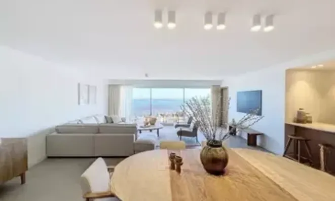 Недвижимость Villa Californie: 2