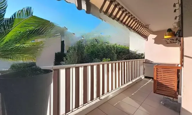 Недвижимость Villa Croix des Gardes: 16