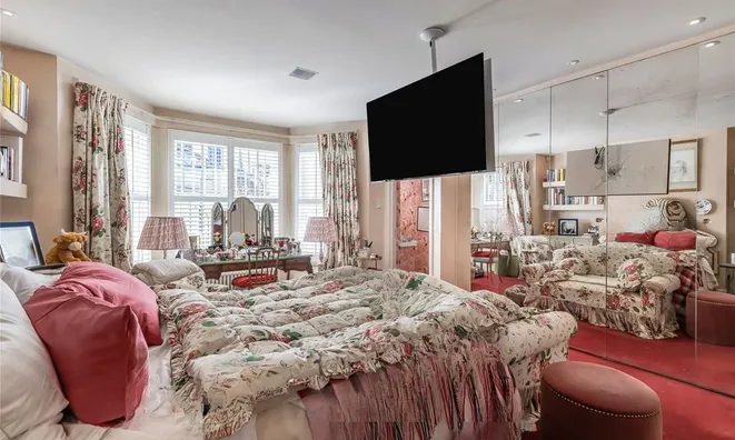 Недвижимость Bramerton Street: 16