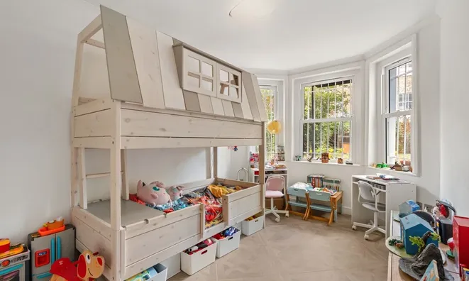 Недвижимость Redcliffe Gardens, Chelsea: 1