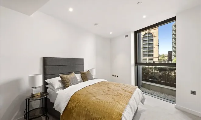 Недвижимость Tower West, 1 Waterfront Drive: 3