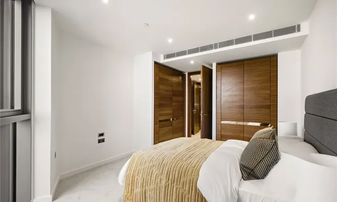 Недвижимость Tower West, 1 Waterfront Drive: 4