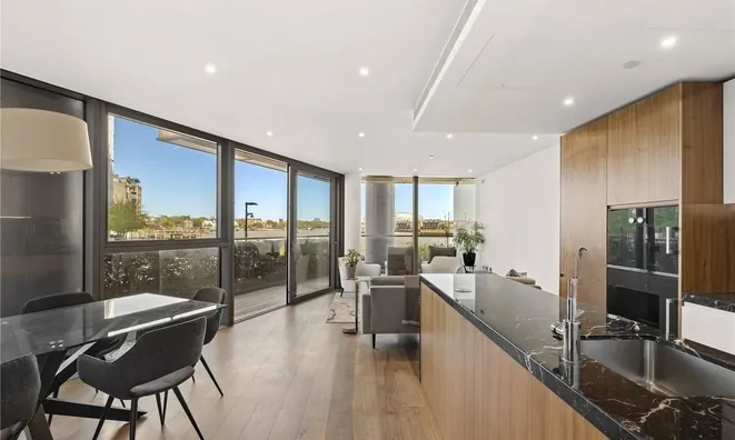 Недвижимость Tower West, 1 Waterfront Drive: 7