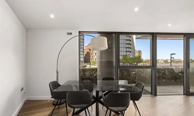 Недвижимость Tower West, 1 Waterfront Drive: 9