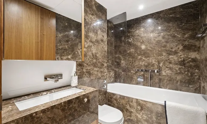 Недвижимость Tower West, 1 Waterfront Drive: 7