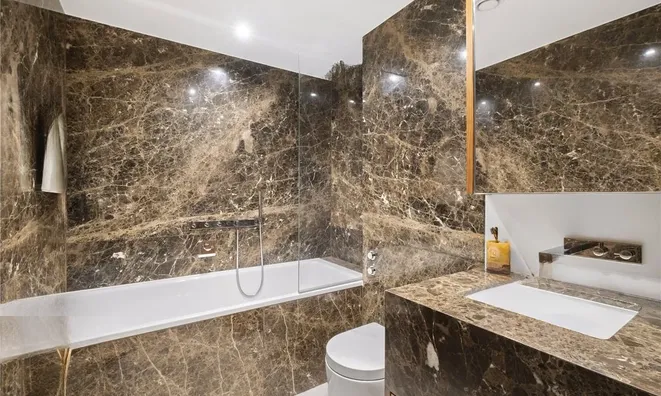 Недвижимость Tower West, 1 Waterfront Drive: 9