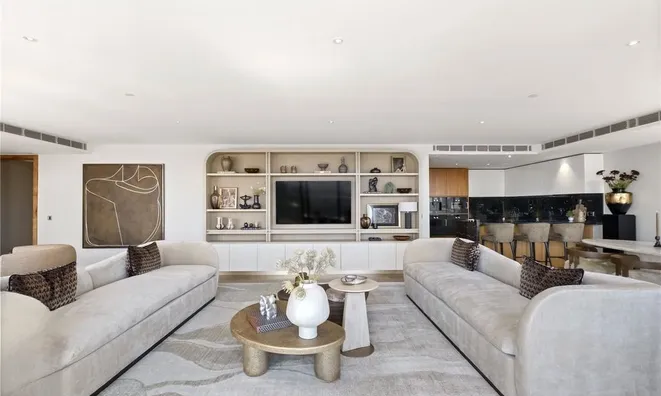 Недвижимость Tower West, 1 Waterfront Drive: 18