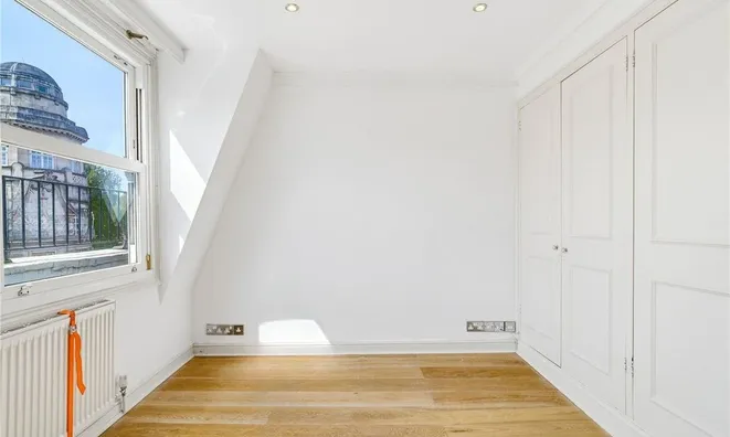 Недвижимость Egerton Gardens: 8