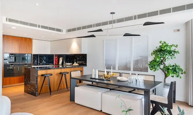 Недвижимость Tower West, 1 Waterfront Drive: 11