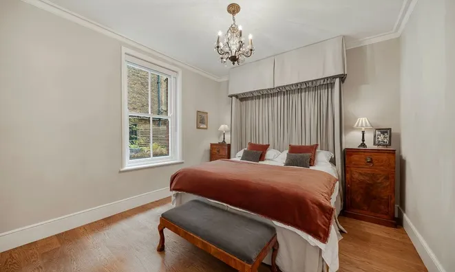 Недвижимость Cheyne Row, Chelsea, London SW3, United Kingdom: 2