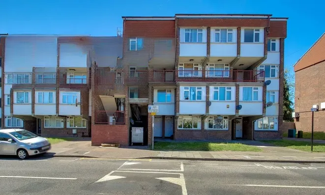 Недвижимость Pitfield Way: 5