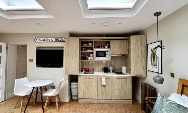 Недвижимость Talbot Road: 12