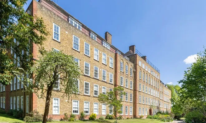 Недвижимость Vicarage Crescent: 8