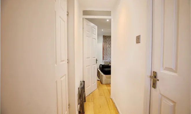 Недвижимость Burnham Close: 5