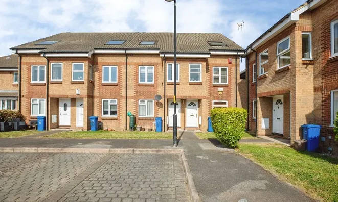 Недвижимость Burnham Close: 7