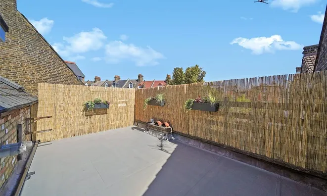 Недвижимость Willesden Lane, Brondesbury: 2