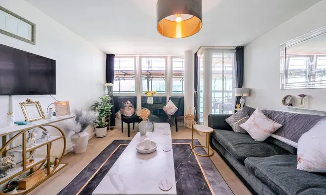 Недвижимость Phoenix Way, Battersea: 16