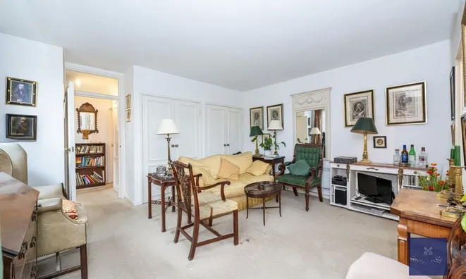 Недвижимость Wincott Street: 2