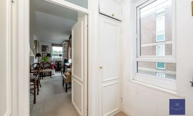 Недвижимость Wincott Street: 4