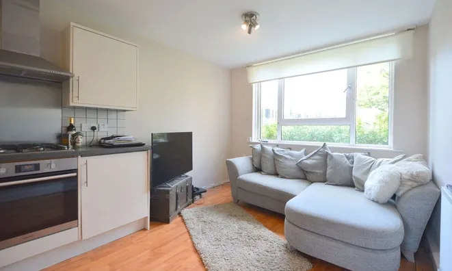 Недвижимость Bolingbroke Grove, Kingsdown Court: 7
