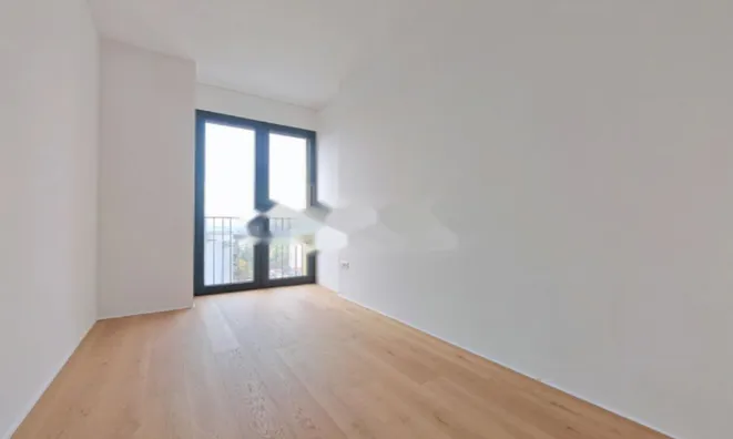 Недвижимость Четырехкомнатная квартира, Шишка: 11