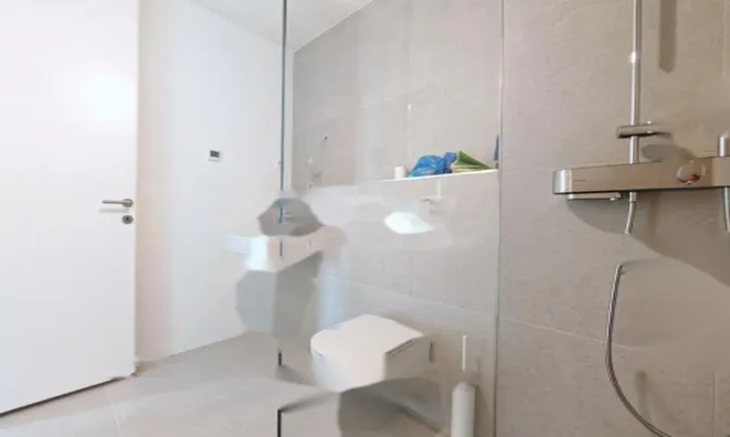 Недвижимость Четырехкомнатная квартира, Шишка: 14