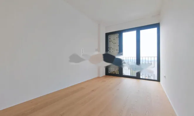 Недвижимость Четырехкомнатная квартира, Шишка: 15