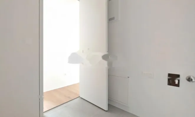 Недвижимость Четырехкомнатная квартира, Шишка: 17