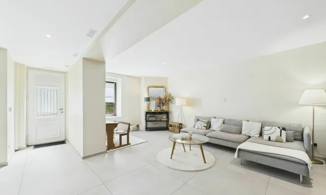 Недвижимость House 4 bedrooms for sale in Luxembourg-Neudorf: 3