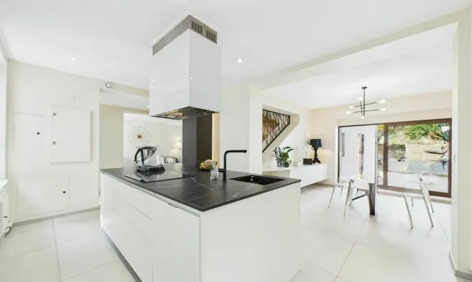 Недвижимость House 4 bedrooms for sale in Luxembourg-Neudorf: 6
