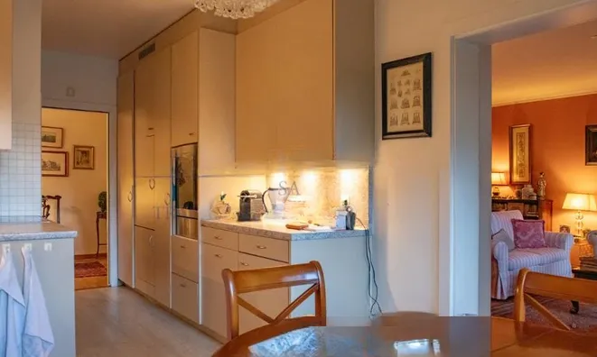 Недвижимость Apartment 3 rooms: 11